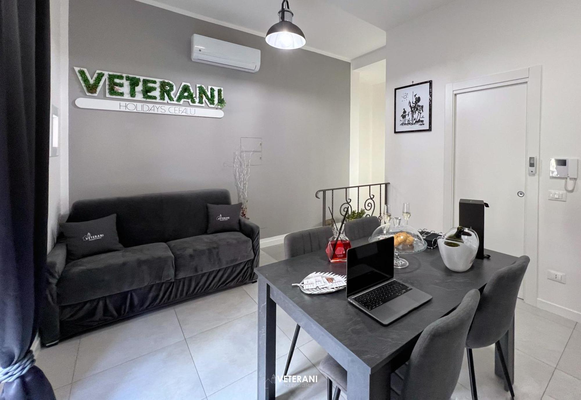 Veterani Holidays Чефалу Екстериор снимка